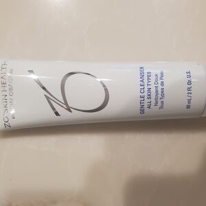 Gentle Cleanser - White